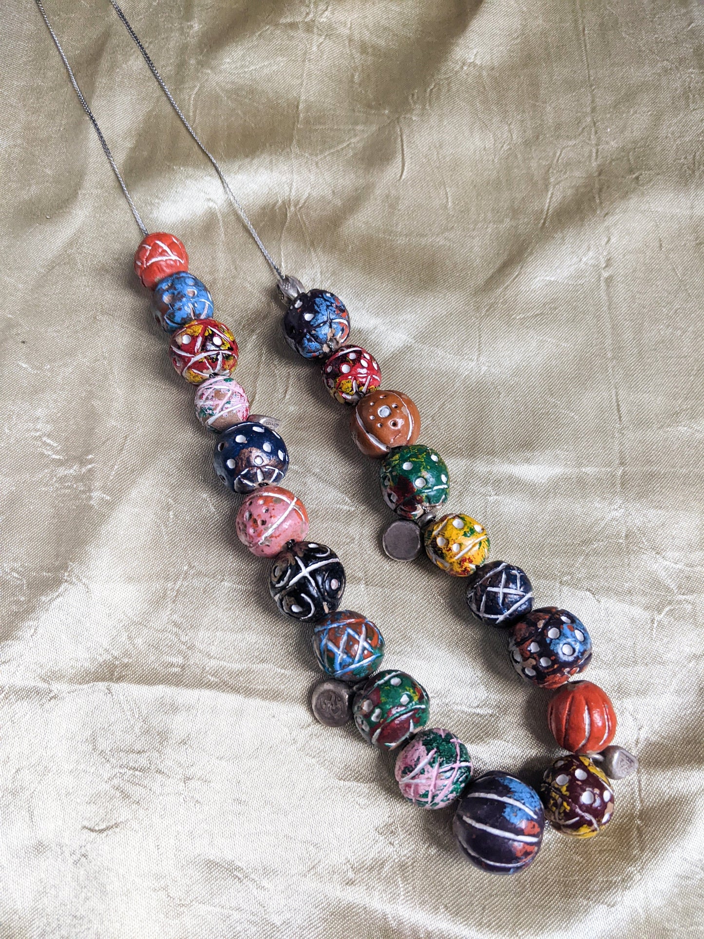 Multicolor stones necklace with silver chain